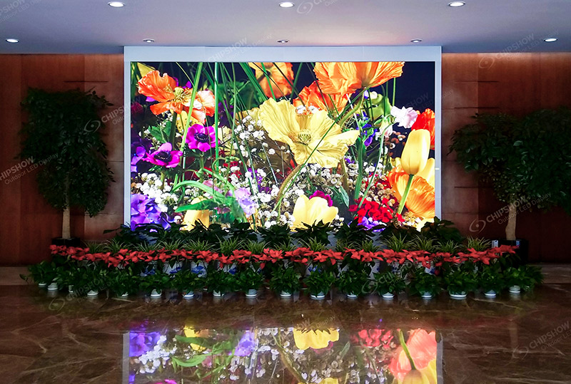 Indoor P1.5 small pitch LED display screen in southwest China